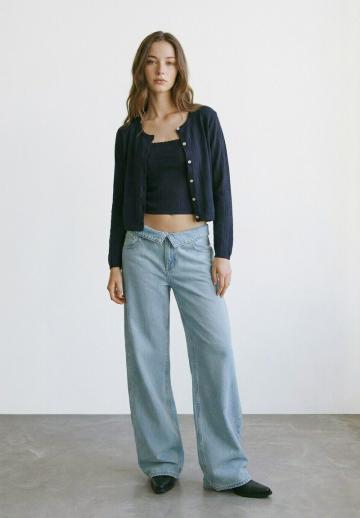 Вязаная кофта