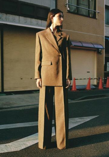 Короткое пальто