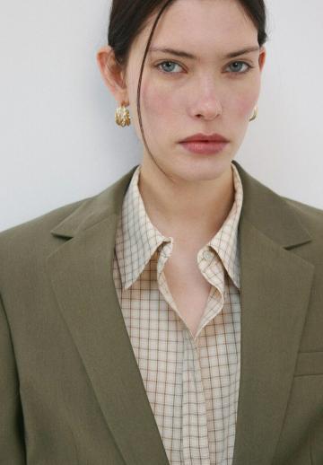 Короткое пальто