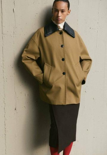 Короткое пальто