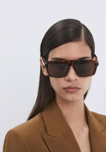 Короткое пальто