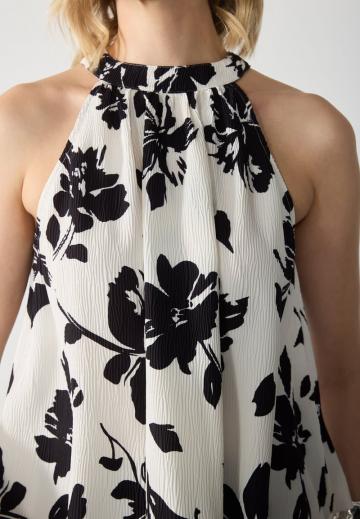 Блузка без рукавов