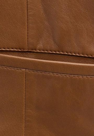 Короткая куртка