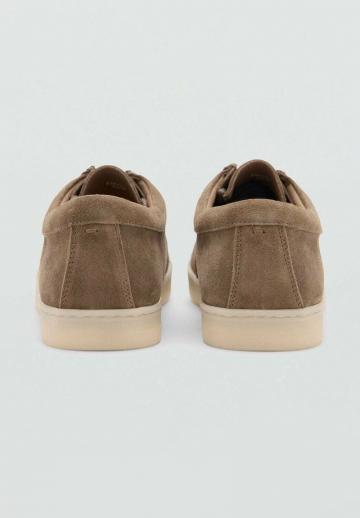 Ботинки на шнуровке