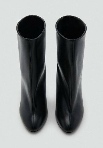 Высокие сапоги