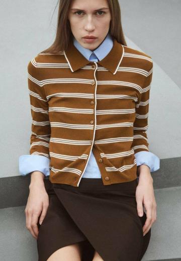 Вязаная кофта