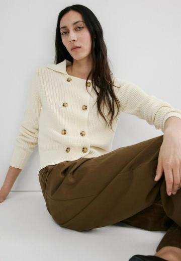 Вязаная кофта