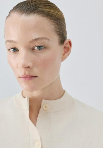 Вязаная кофта