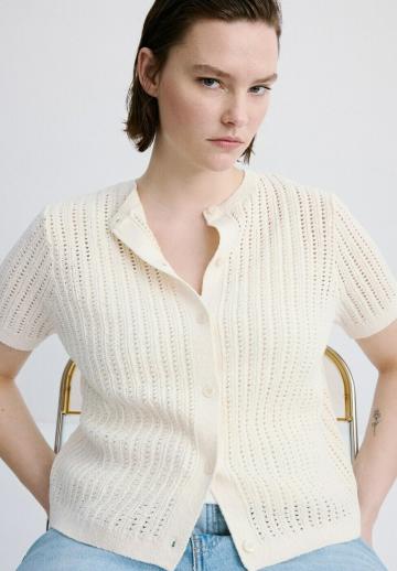 Вязаная кофта