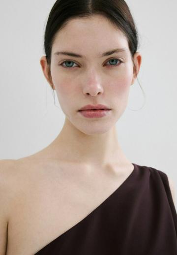 Топ на одно плечо