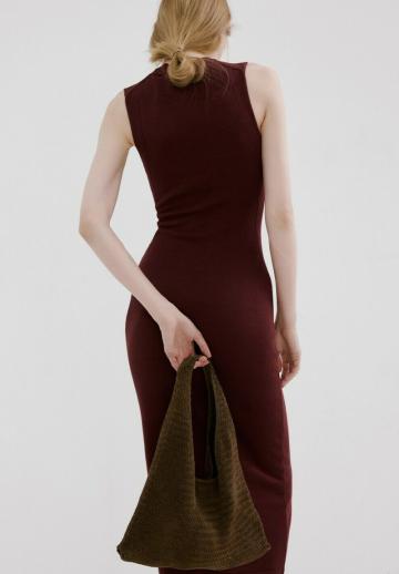 Платье футляр