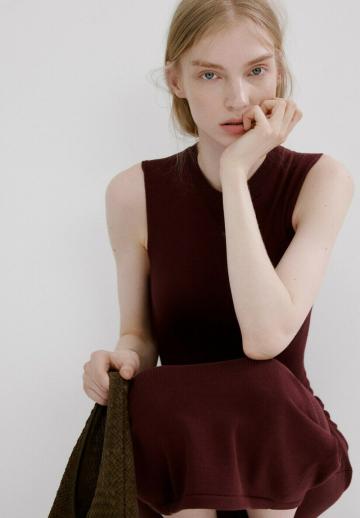 Платье футляр