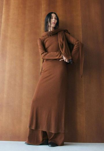 Вязаное платье