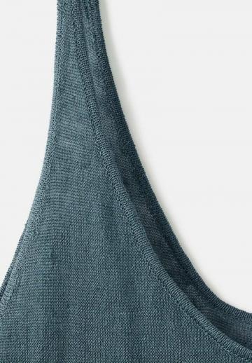 Вязаное платье