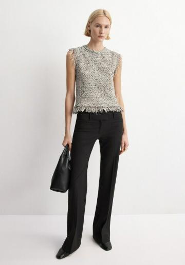 Пуловер без рукавов