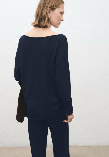 Длинный пуловер