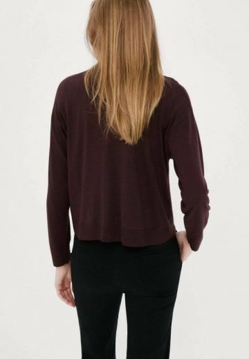 Пуловер с воротником поло