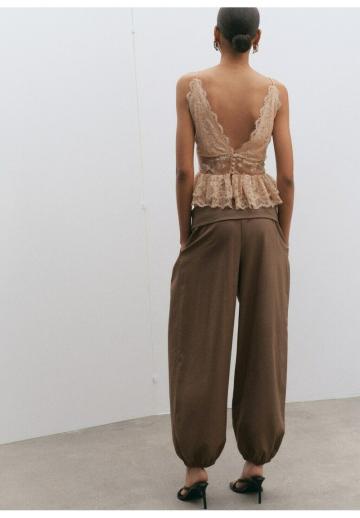 Топ на бретельках