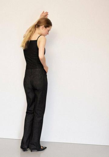 Топ на бретельках