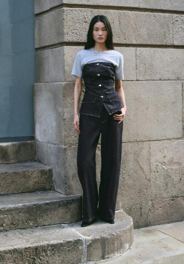 Джинсовый комбинезон