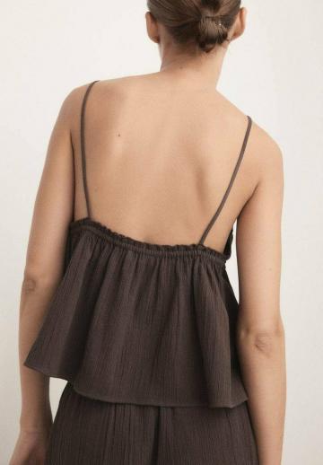 Топ на бретельках