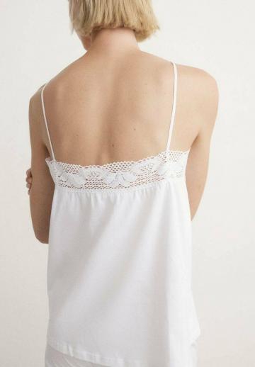 Топ на бретельках