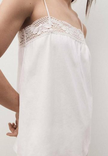 Топ на бретельках