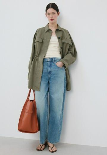 Топ на бретельках