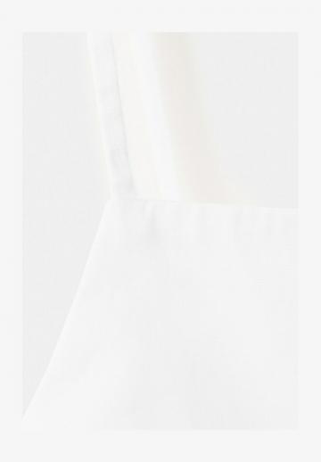 Топ на бретельках