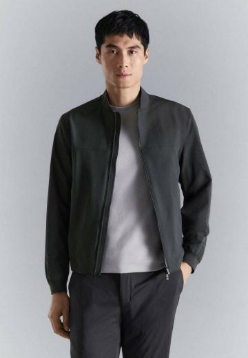 Куртка бомбер