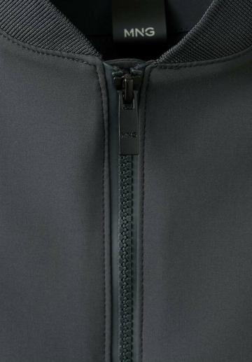 Куртка бомбер