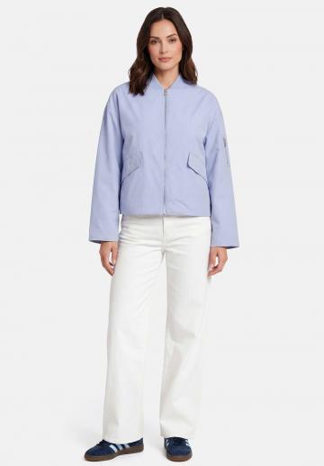 Куртка с накладнымит карманами