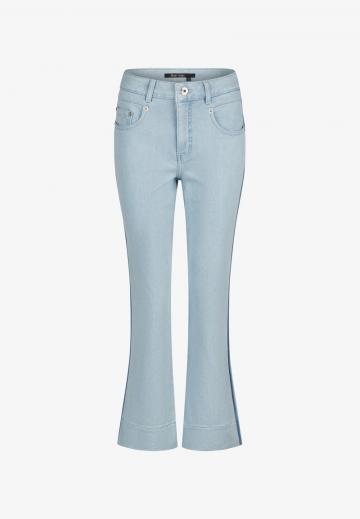 Клешеные брюки