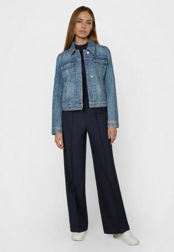 Джинсовая куртка