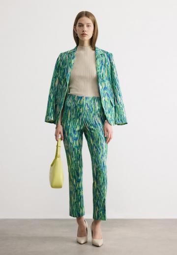 Узкие брюки