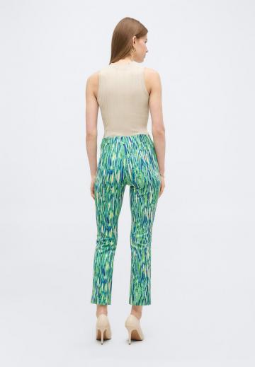 Узкие брюки