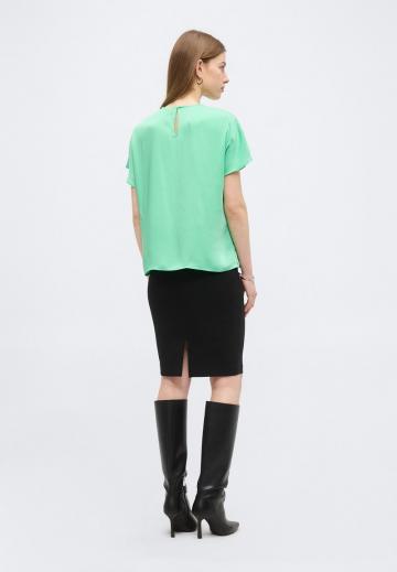 Атласная блузка