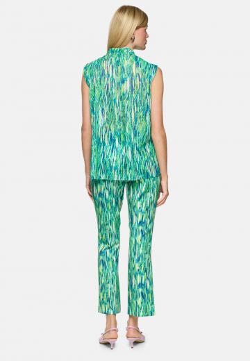 Блузка без рукавов