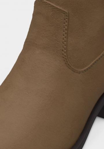 Ковбойские сапожки