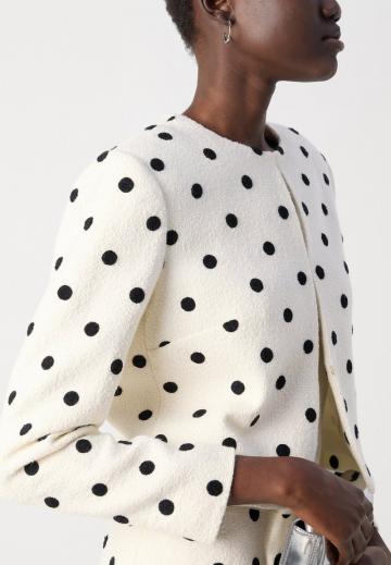 Короткая куртка