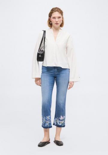 Клешеные джинсы