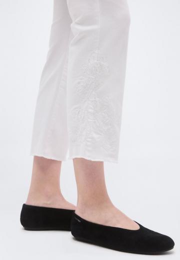 Короткие джинсы