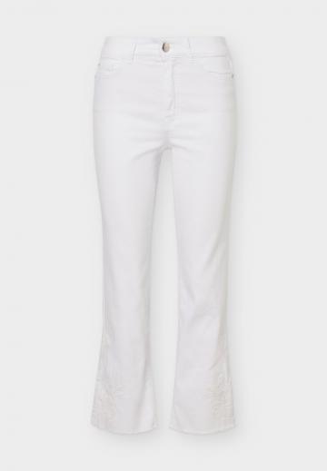 Короткие джинсы