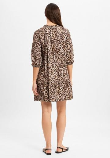 Короткое платье