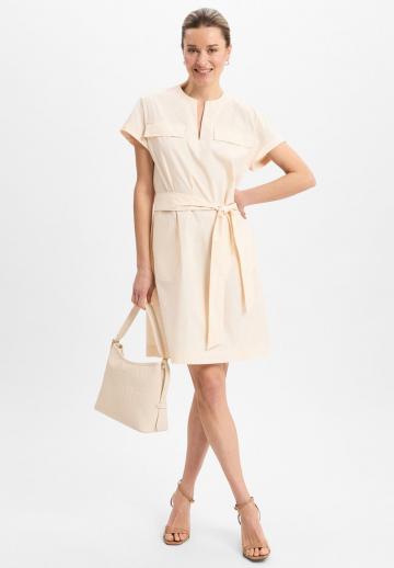 Короткое платье