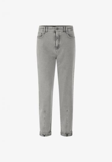 Короткие джинсы