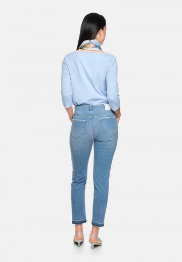 Короткие джинсы