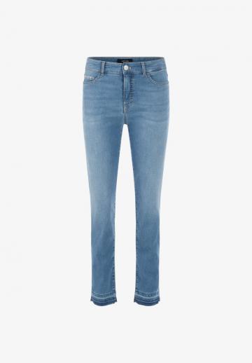 Короткие джинсы