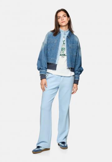 Короткая куртка