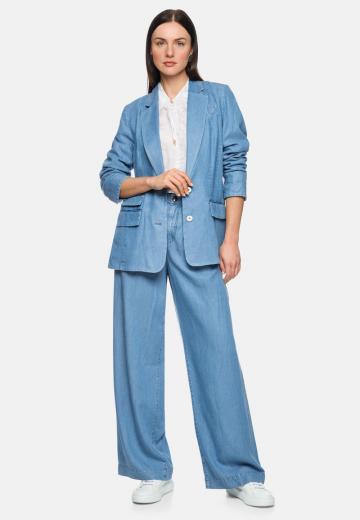 Короткое пальто